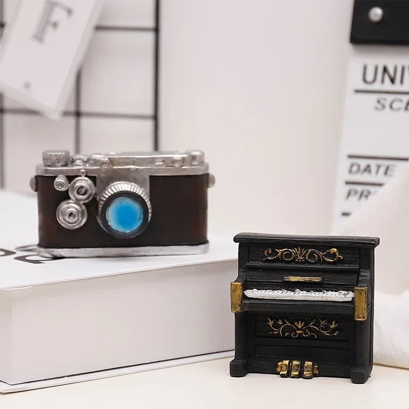 Vintage Mini Camera Decor Desk - огляд і ціна Vintage Collectible Furniture