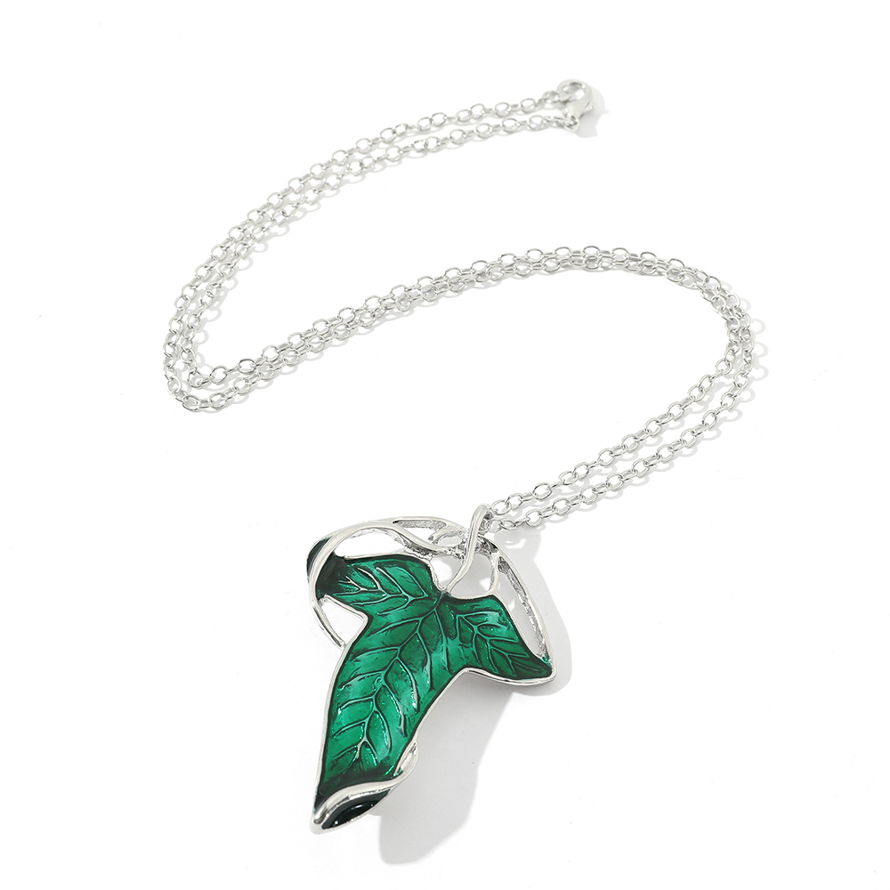Vintage Green Leaf Pendant Nec - огляд і ціна Vintage Collector