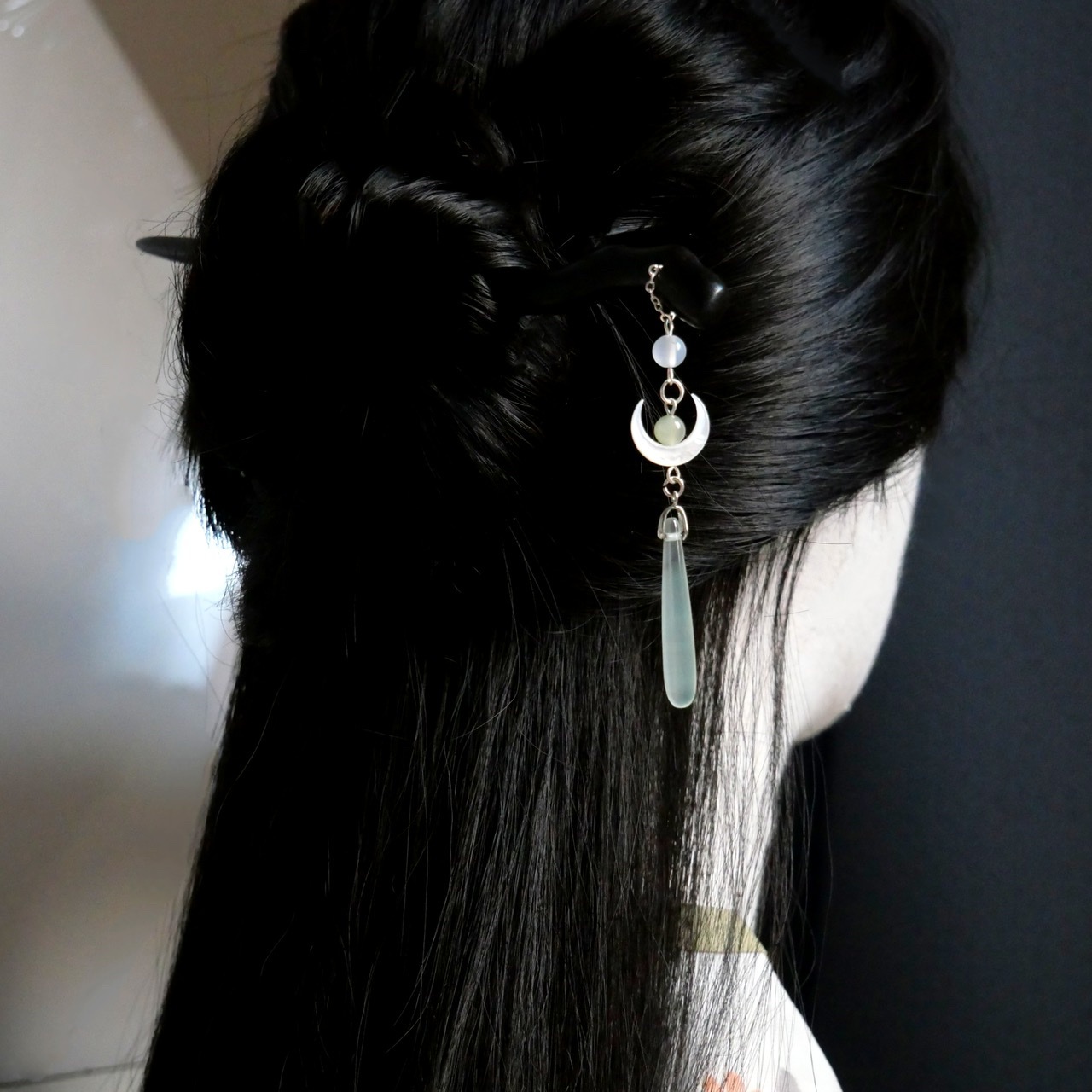 Traditional Wooden Black Hair  - огляд і ціна Vintage Collector