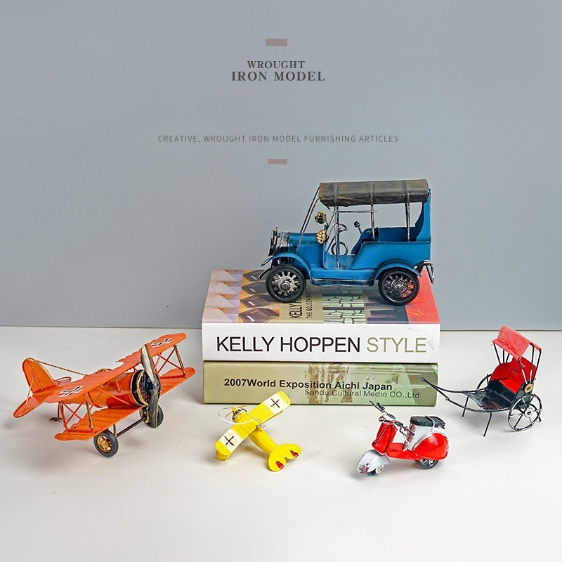 Vintage Retro Metal Plane Moto - огляд і ціна Vintage Collectible Furniture