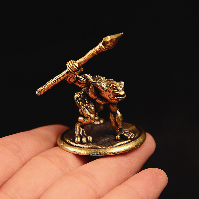 Vintage Brass Frog Warrior Fig - огляд і ціна Vintage Collectible Furniture